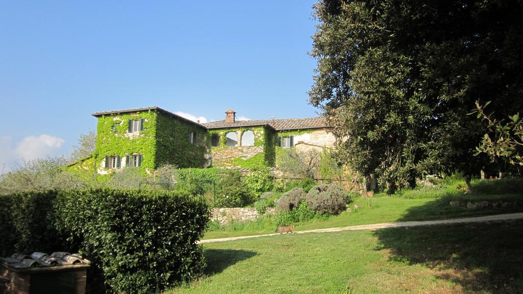 Ferienwohnung La Locaia Siena Zimmer foto
